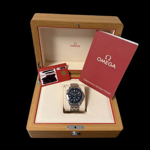 Montre Omega - Montre Seamaster Diver 300 M en acier 58 Facettes MT48137