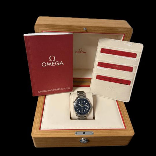 Montre Omega - Montre Seamaster Planet Ocean en acier 58 Facettes MT48143