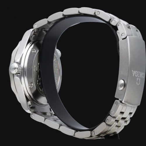 Montre Omega - Montre Seamaster Diver 300M en acier 58 Facettes MT48124