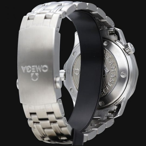 Montre Omega - Montre Seamaster Diver 300M en acier 58 Facettes MT48124