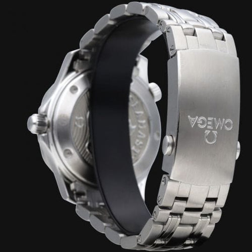 Montre Omega - Montre Seamaster Diver 300M en acier 58 Facettes MT48124