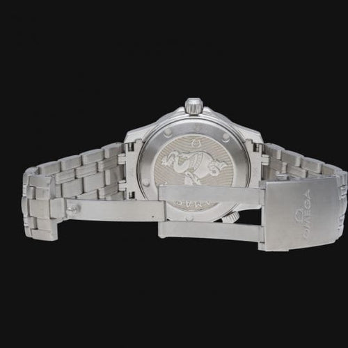 Montre Omega - Montre Seamaster Diver 300M en acier 58 Facettes MT48124