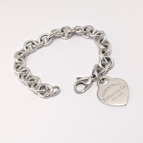 Bracelet Tiffany & Co. - Bracelet cœur en argent 925 58 Facettes 37989