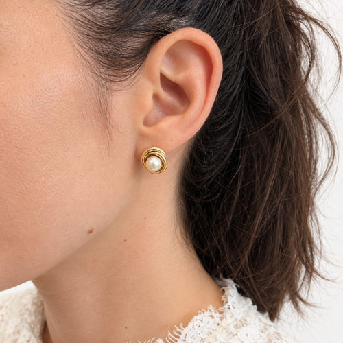 Boucles d'oreilles Boucles d'oreilles en or jaune 18 carats et perles 58 Facettes 38005