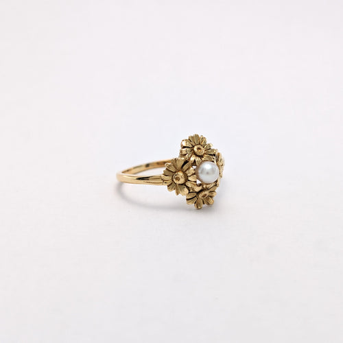 Bague 52 Bague florale en or jaune 18 carats et perle 58 Facettes 38009