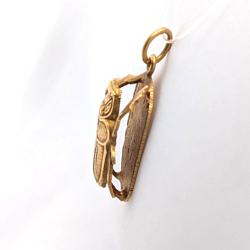Pendentif Pendentif scarabée égyptien en or jaune 18 carats 58 Facettes 37995