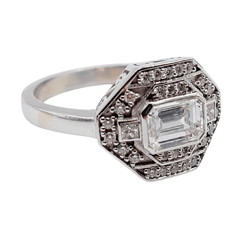 Bague 53 Bague tank Art déco en or blanc 18k et diamants 58 Facettes A07798