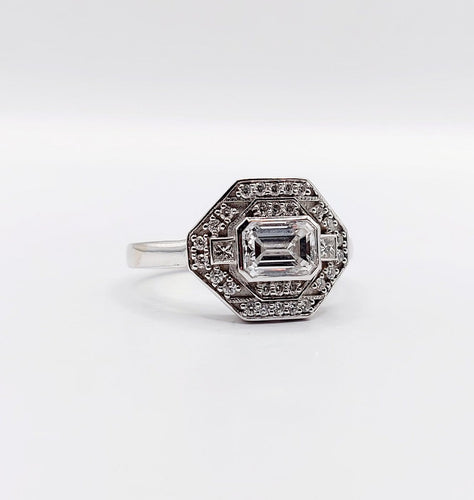Bague 53 Bague tank Art déco en or blanc 18k et diamants 58 Facettes A07798