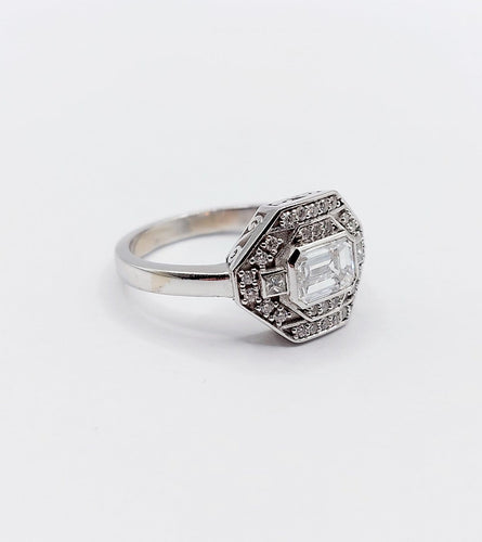 Bague 53 Bague tank Art déco en or blanc 18k et diamants 58 Facettes A07798