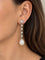 Boucles d'oreilles Boucles d'oreilles pendants en or gris, diamants et perles Akoya 58 Facettes LOT 8102
