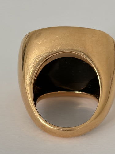 Bague 53 Bague chevalière en or jaune 18 ct et onyx 58 Facettes LOT 8078