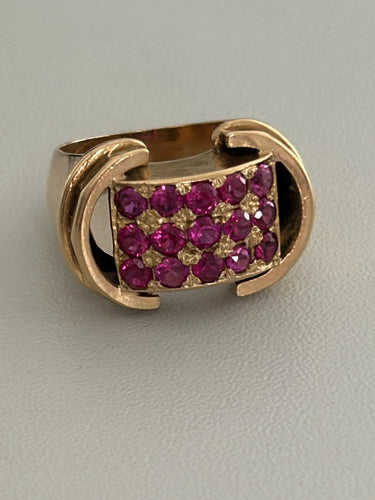 Bague 51 Bague chevalière en or jaune et rubis synthétiques 58 Facettes LOT 8026