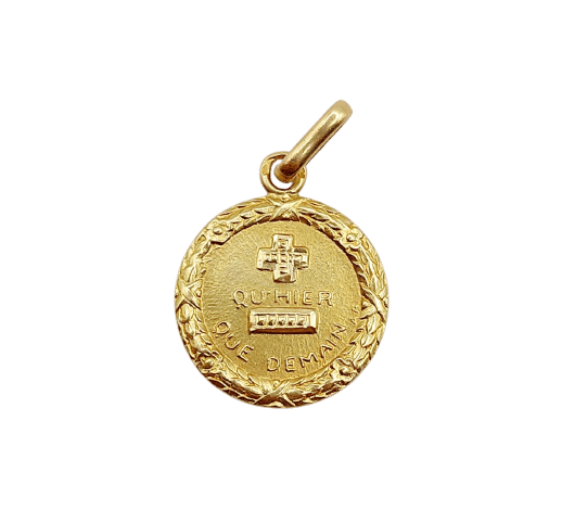 Pendentif Augis - Pendentif médaille d’amour en or 18k 58 Facettes A07820