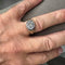 https://ledial.it/app/uploads/2026/09/42845-anello-oro-antico-scudo-uomo-diamanti_51.jpg