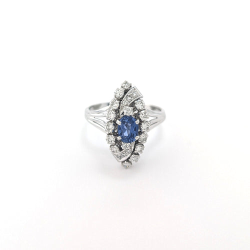 https://18carats.fr/wp-content/uploads/2026/09/38096-38470-Bague-marquise-en-or-blanc-saphir-et-diamants-scaled.jpg
