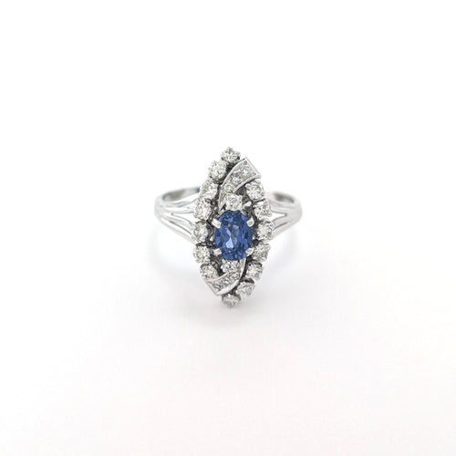 https://18carats.fr/wp-content/uploads/2026/09/38096-38470-Bague-marquise-en-or-blanc-saphir-et-diamants-scaled.jpg