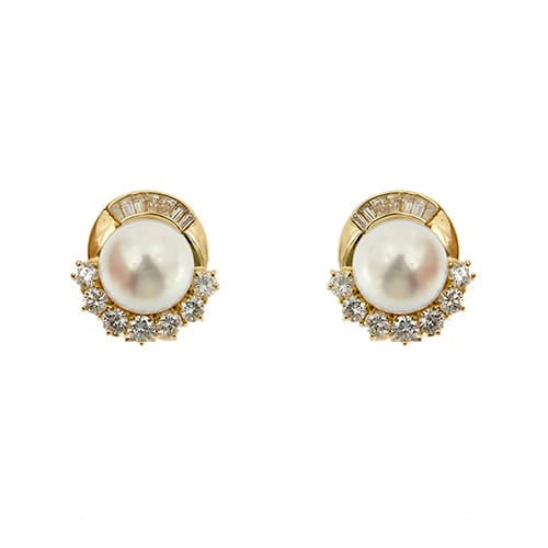 Boucles d'oreilles Boucles d’oreilles puces en or jaune 18 ct, perles et diamants 58 Facettes 38271