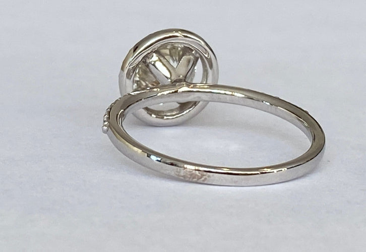 Bague 55 Bague solitaire en or blanc 18k et diamants 58 Facettes ring