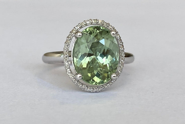 Bague 54 Bague cocktail en or blanc 18k, tourmaline et diamants 58 Facettes ring