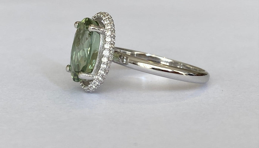 Bague 54 Bague cocktail en or blanc 18k, tourmaline et diamants 58 Facettes ring