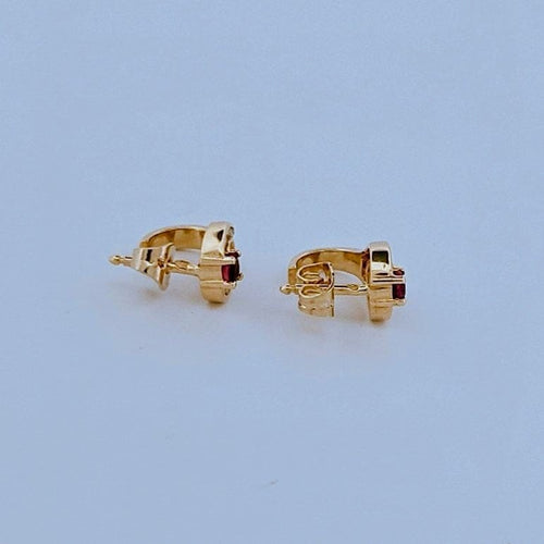Boucles d'oreilles Boucles d'oreilles en or jaune, rubis et brillants 58 Facettes 2690340