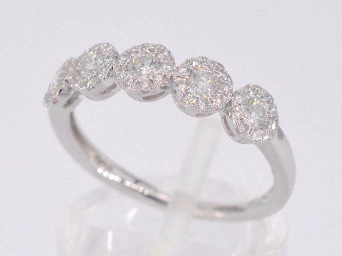 Bague 53 Bague en or blanc 18k avec diamants 58 Facettes 1013