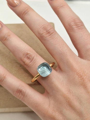 Bague 53 Pomellato Nudo Petit - Bague en or jaune 750 et topaze bleue 58 Facettes CV-131