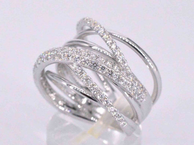 Bague 53 Bague de créateur - Bague en or blanc et diamants 58 Facettes 1021