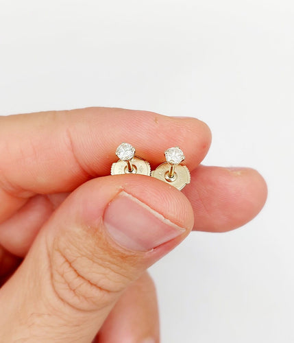 Boucles d'oreilles Puces d'oreilles vintage en or blanc 18k et diamants 58 Facettes A07835