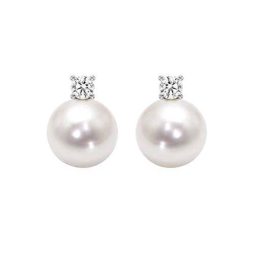 akoya-pearl-diamond-earrings-18k-white-gold-underwater-1.jpg