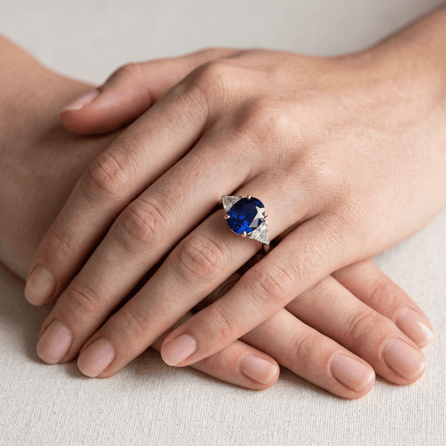 Bague 54 Bague trilogy en or 18k, saphir de Madagascar et diamants 58 Facettes RI-1072