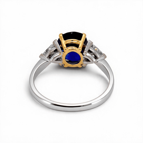 Bague 54 Bague trilogy en or 18k, saphir de Madagascar et diamants 58 Facettes RI-1072