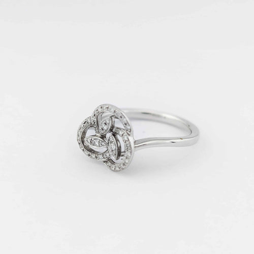 Bague 51 Bague en or blanc 18 carats et diamants 58 Facettes 33734