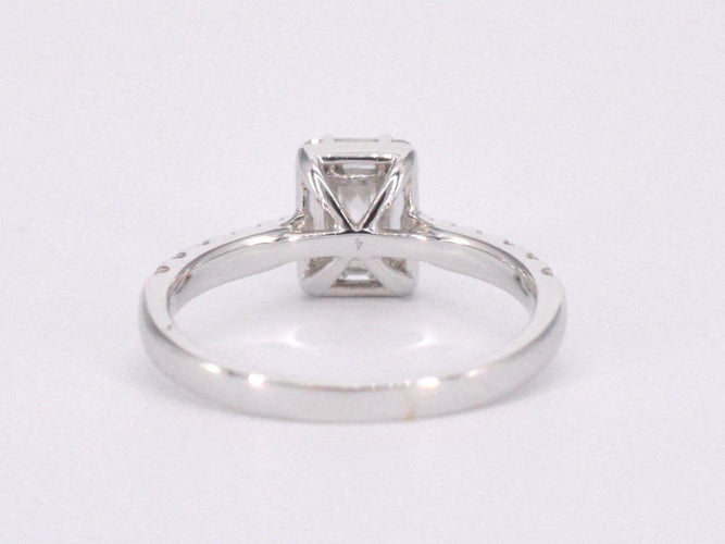 Bague 53 Bague cluster diamants taille baguette et brillant 58 Facettes 1022