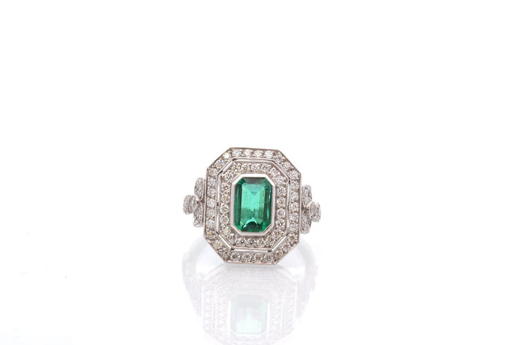 Bague 53 Bague en platine avec émeraude 1,70 ct et diamants 0,80 ct 58 Facettes 26871-26634