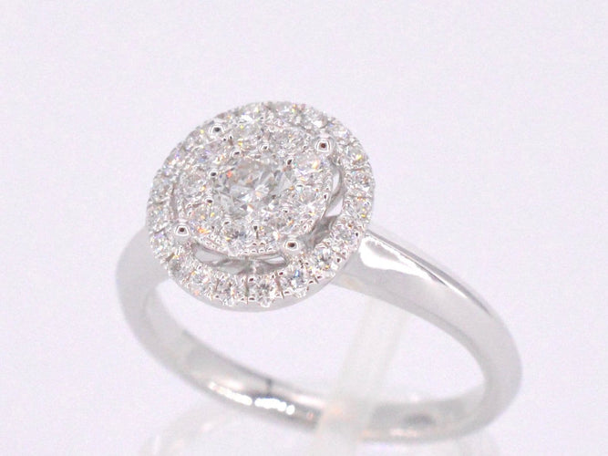 Bague 53 Bague halo en or blanc sertie de diamants 58 Facettes 1024