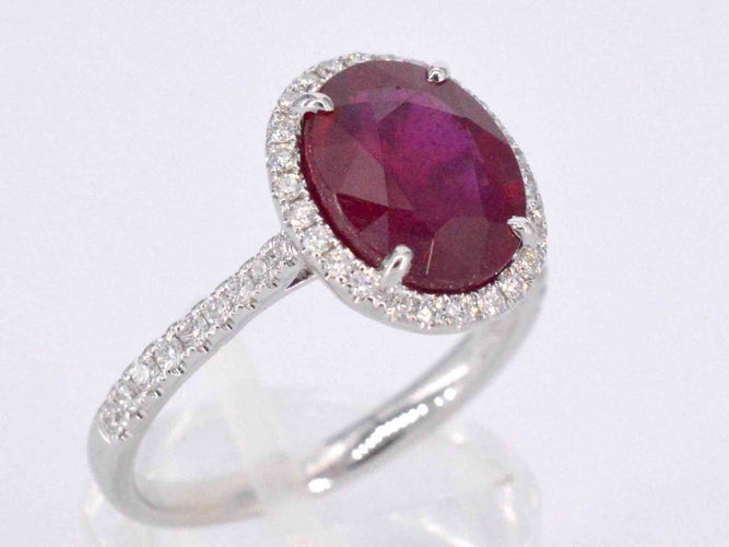 Bague 53 Bague halo en or blanc, diamants et rubis 58 Facettes 1027