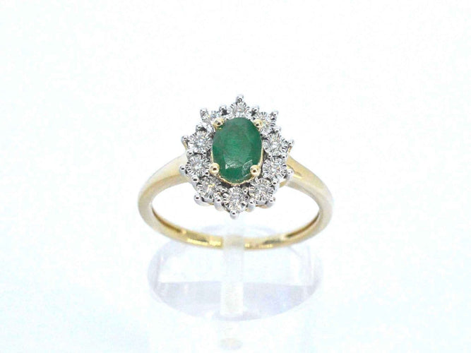 Bague 54 Bague en or 14 ct, émeraude ovale et diamants 58 Facettes 2368
