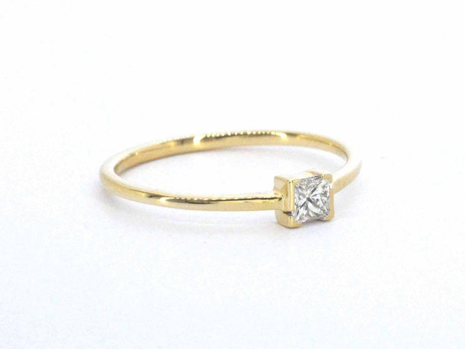 Bague 54 Bague solitaire en or 14 ct avec diamant princesse naturel 58 Facettes 2373