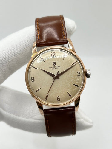 Montre Universal Genève - Montre Calatrava plaqué or 58 Facettes 2276