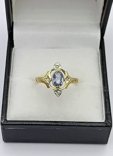 antique-18K-gold-sapphire-ring-1.jpg