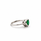 Bague 51 Bague solitaire en or blanc 750 et émeraude colombienne 58 Facettes 50532
