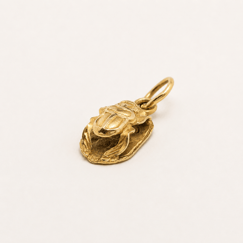 Pendentif Pendentif scarabée en or jaune 18 carats 58 Facettes 38043
