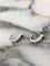 Boucles d'oreilles Boucles d’oreilles en or blanc 18k, saphirs et diamants 58 Facettes 293