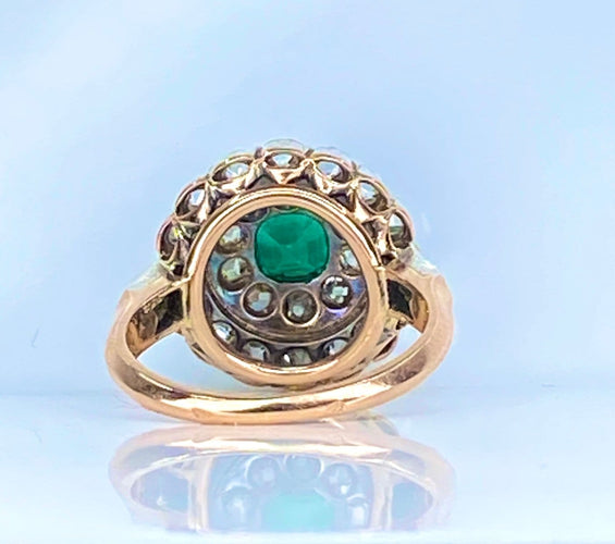 Bague 45 Bague marguerite en or 18 carats, émeraude et diamants 58 Facettes AB742