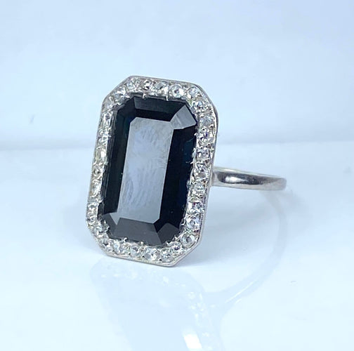 Bague 53 Bague en platine, saphir 8,60 carats et diamants vers 1900 58 Facettes AB743