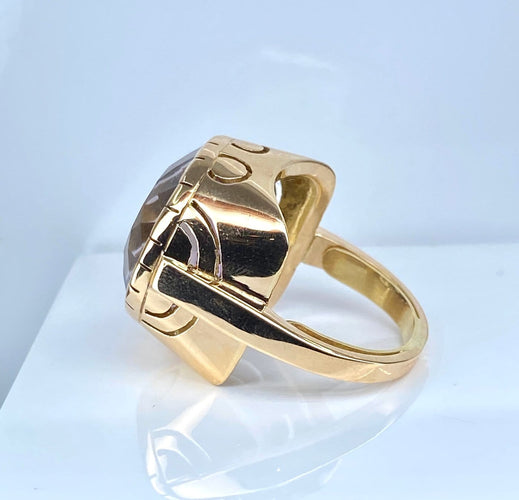 Bague 57 Bague en or jaune 18 carats et améthyste 32 carats 58 Facettes AB744