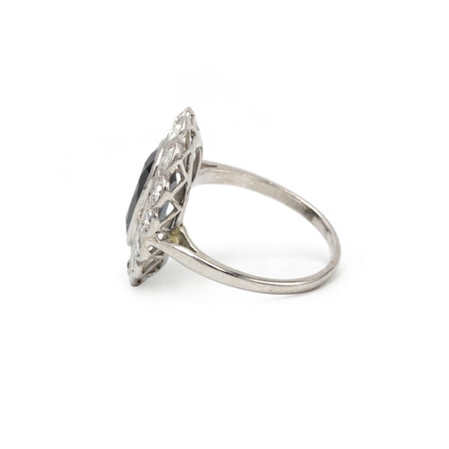 Bague 46 Bague Pompadour - Platine, diamants et saphir 58 Facettes 260193R