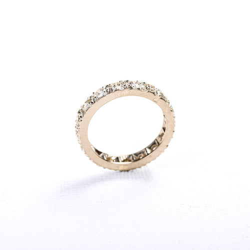 Alliance américaine tour complet diamants demi-taille or blanc_profil.jpg