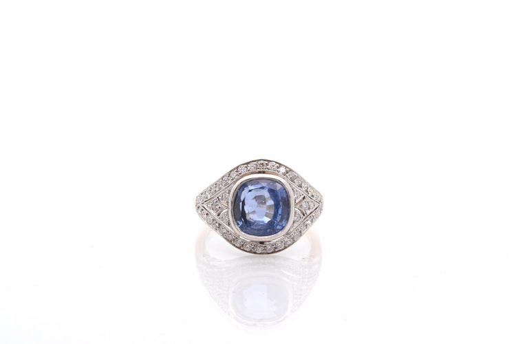 Bague 53 Bague saphir de Ceylan 5,65 ct et diamants en or 18 k 58 Facettes 26870-26640
